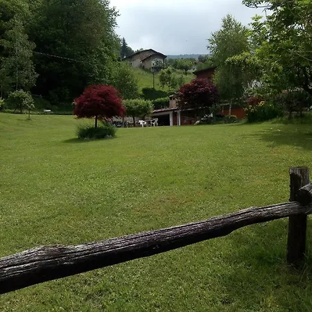 Del Laghetto בקתה